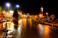 Har Ki Pauri Ghat at night